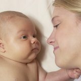 В каком возрасте лучше рожать первого ребенка